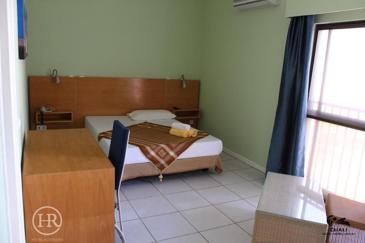 Hotel Roterdao "Under New Management" Praia Exterior photo